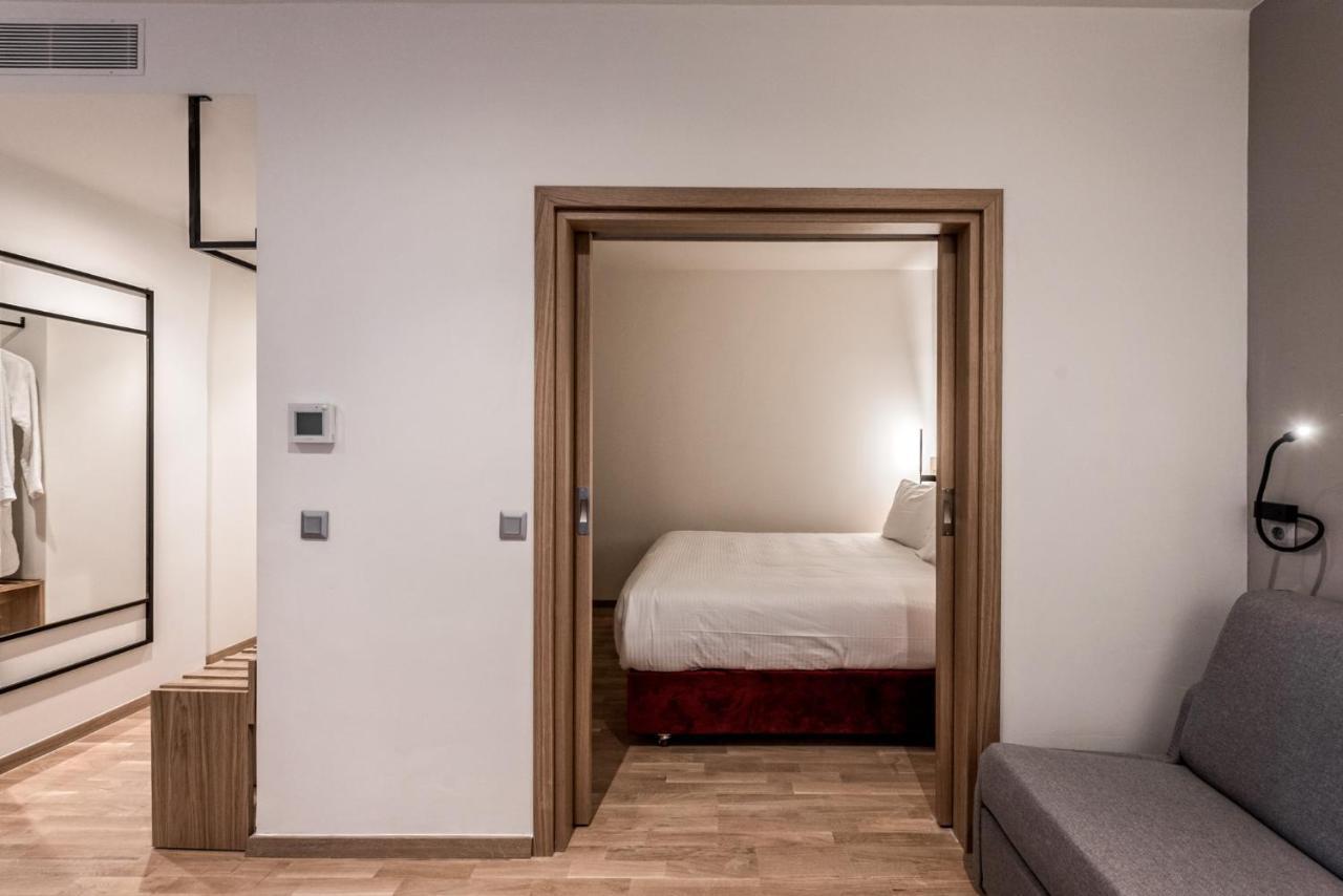Urban Frame Acropolis Hotel Athens Exterior photo